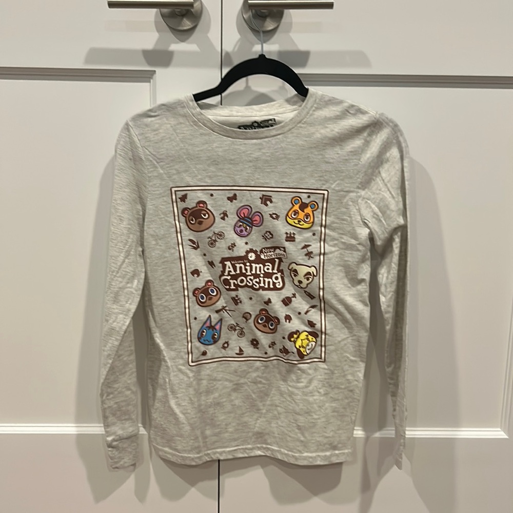 Nintendo Animal Crossing Long Sleeve Graphic T-Shirt, Color: Off-White